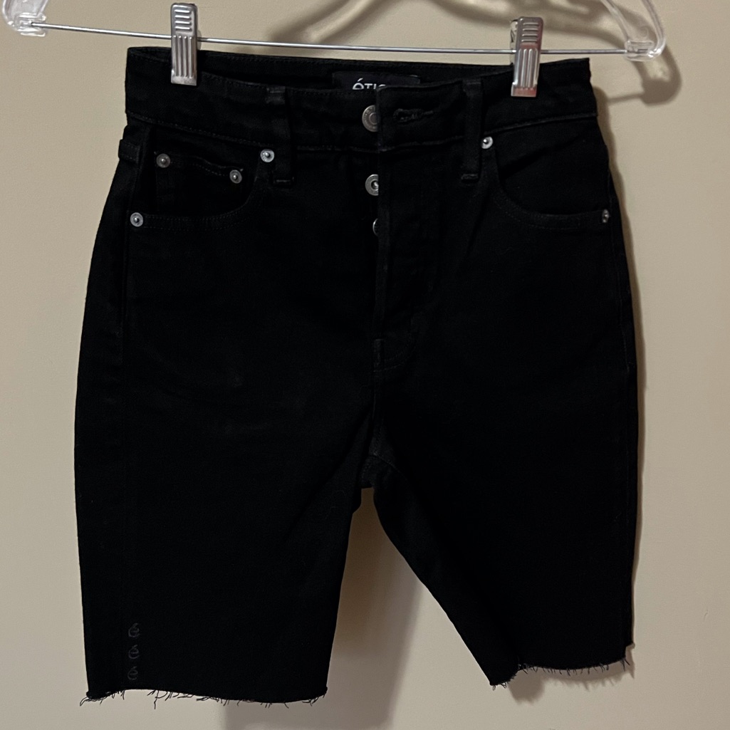 Etica Jean Shorts Size 24